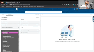 GIF showing how to use headcount filters on LinkedIn Sales Navigator